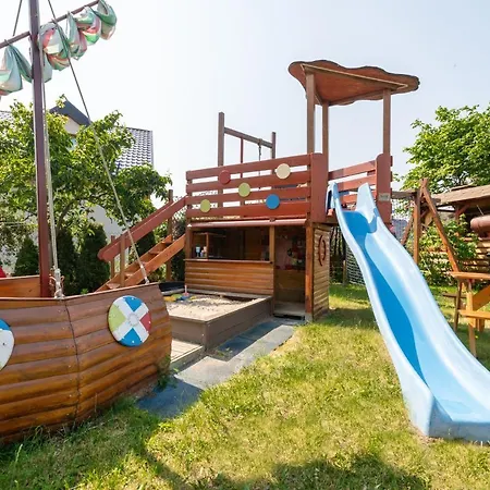 Czeresniowy Bungalow Z Sauna Holiday home *